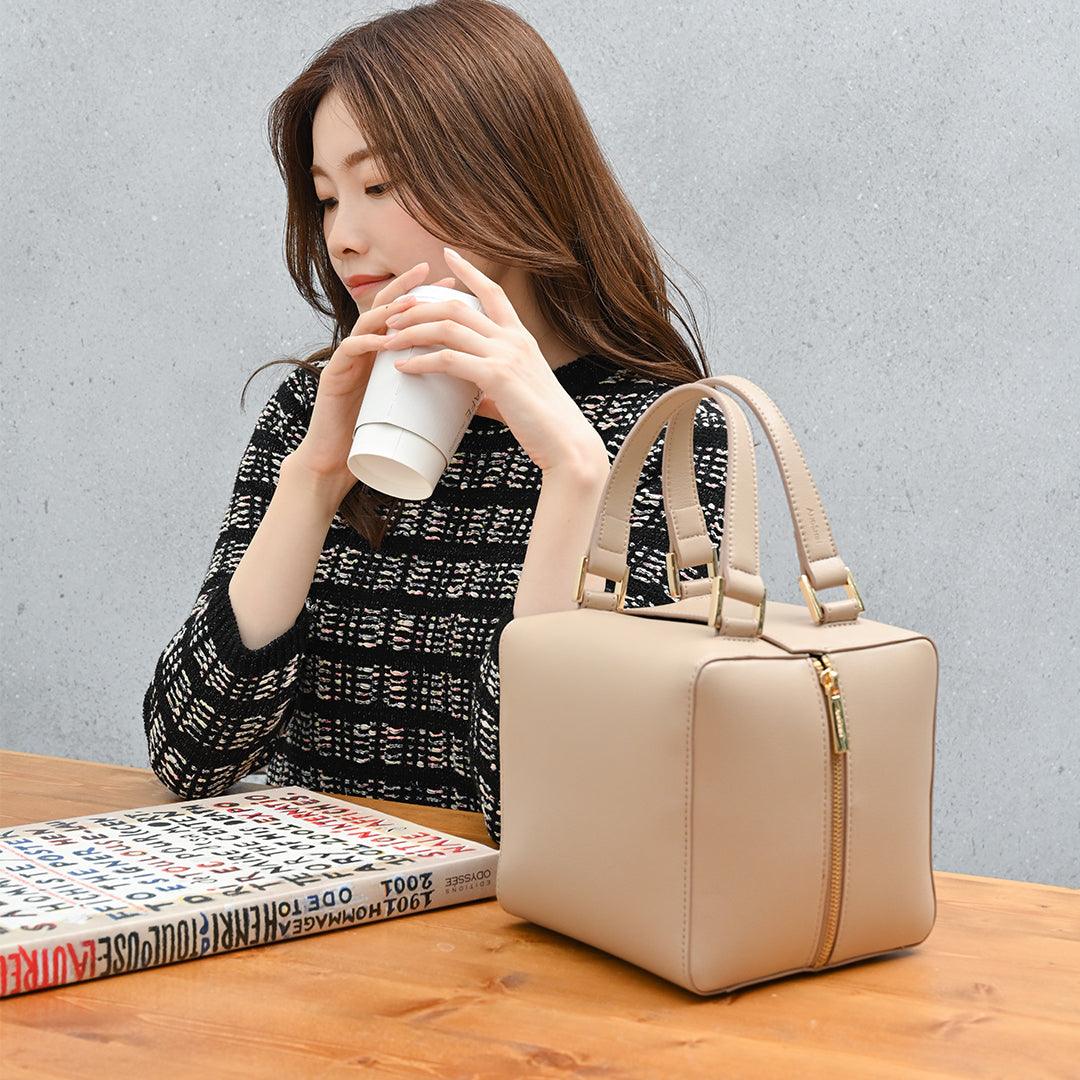 人気レディースバッグ 2WAY仕様 ショルダー＆ハンドバッグ 軽量設計